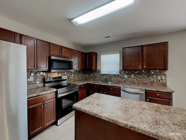 5615 Graypark Dr — Photo 4