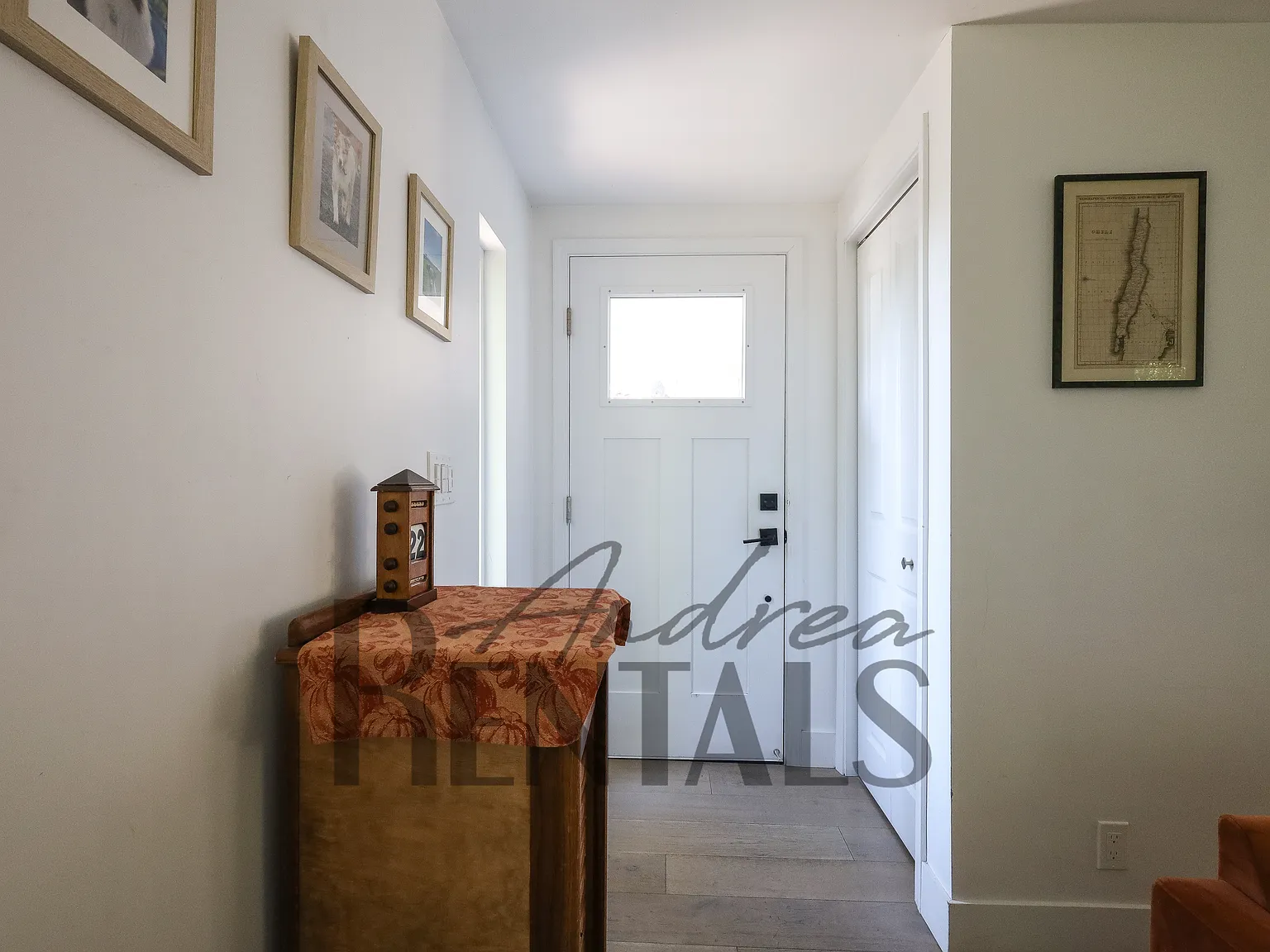 2 bed, 1081 sqft, $4,900 — Photo 3