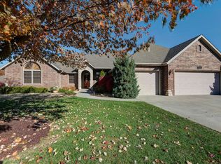 1009 Denali Dr, Nixa, MO 65714