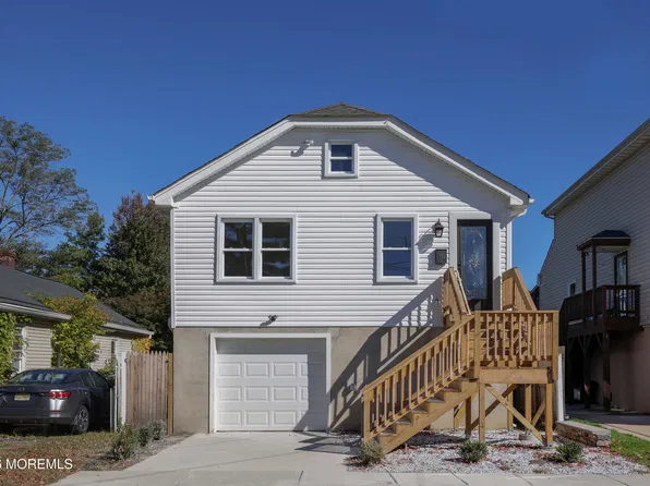 10 Lincoln Court, Keansburg, NJ 07734