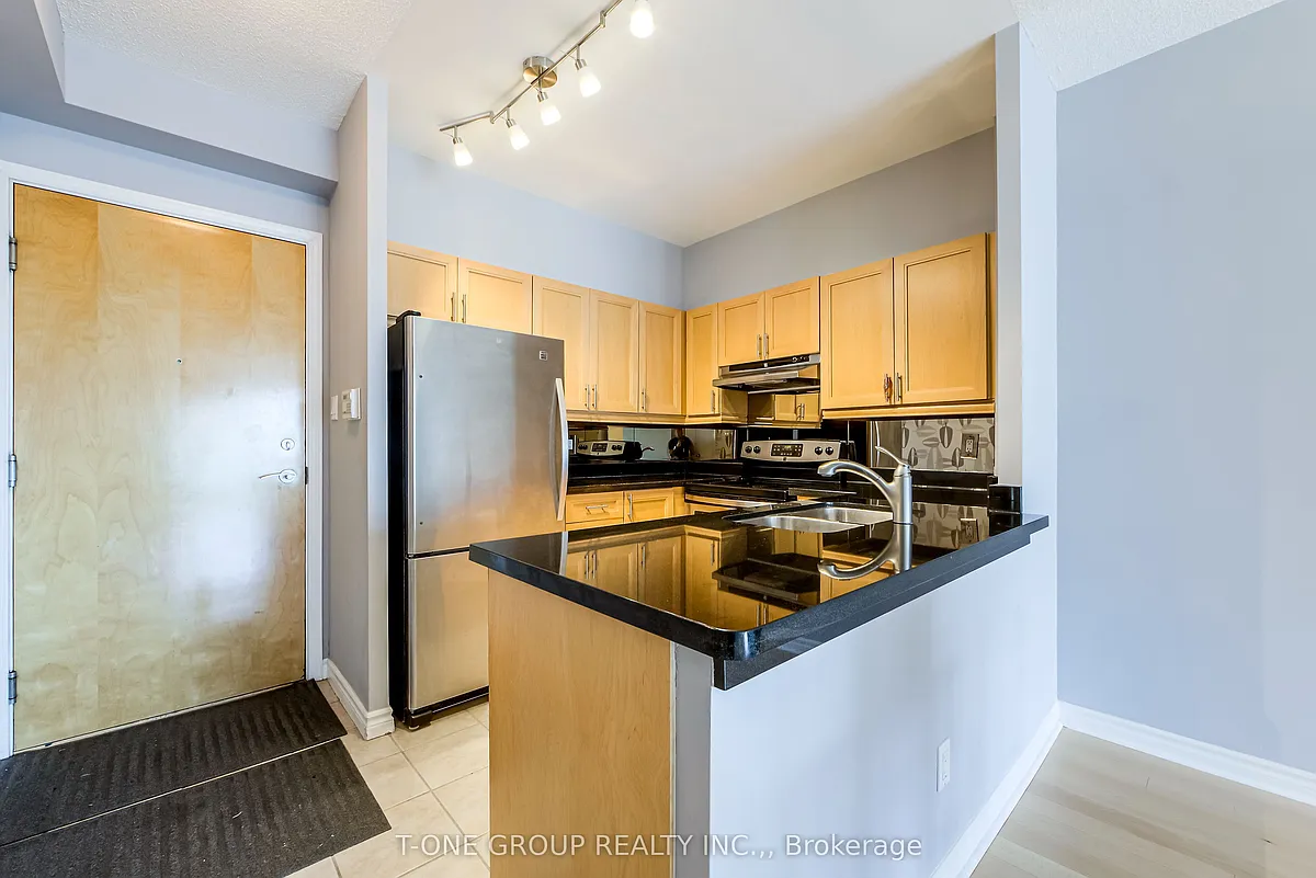 Building Photo - 600 Queens Quay W #1031