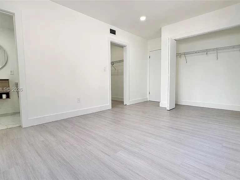 609 Lenox Ave #2 — Photo 9