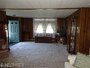 3rd image of 20 Parkview Ln