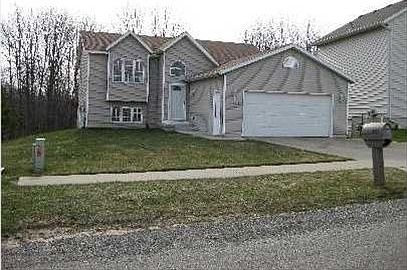 1st image of 5161 Breezefield Dr SE