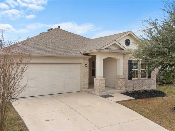 111 Crooked Trl, Smithville, TX 78602