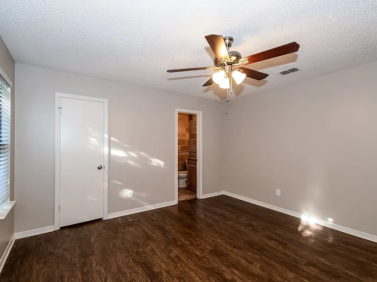 7039 Eagles Perch Dr — Photo 11