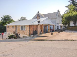 945 W Diamond Ave, Hazleton, PA 18201