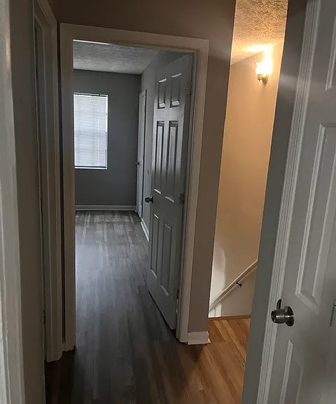 140 Hunters Ln #C — Photo 7