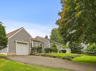 3165 Old Town Rd, Bridgeport, CT 06606