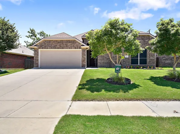 1600 Cowtown Dr, Mansfield, TX 76063