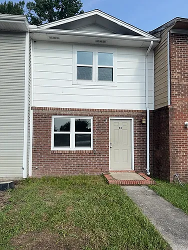 80 Balsam Rd Photo 1