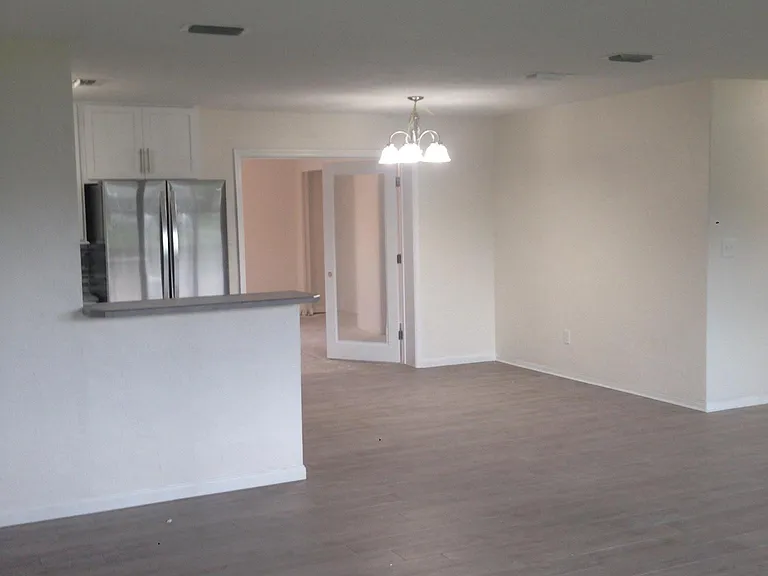 39 Sandra Dr — Photo 18