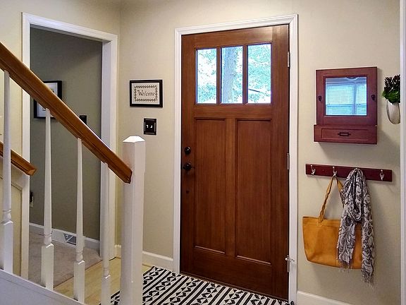 Light & Bright Foyer