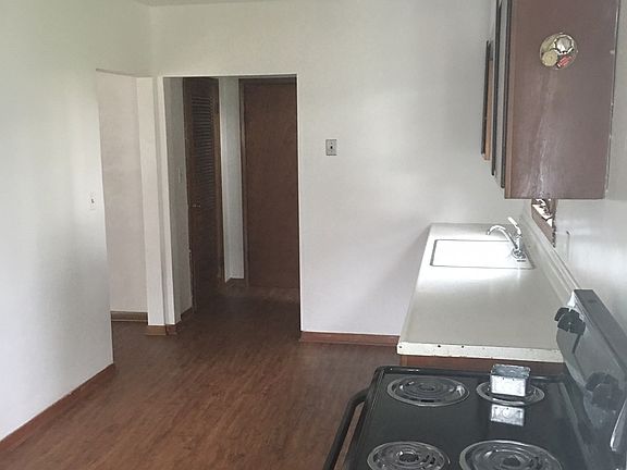 4th image of 3433 E Valley Dr #3435
