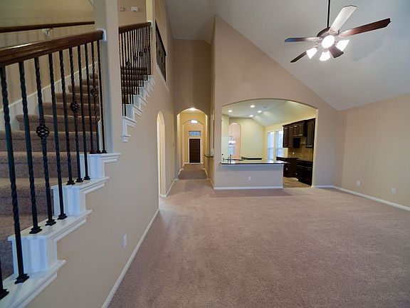 5th image of 9915 Heritage Waters Ct