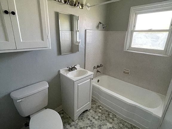 4th image of 4849-4855 Coronado Ave #4851