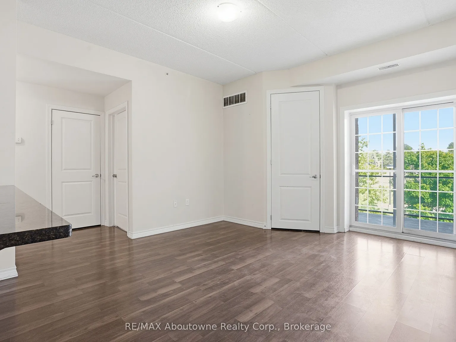 3 bed, $2,800 — Photo 3