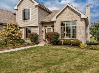 506 Pebble Beach Ct, Poplar Grove, IL 61065