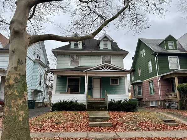 377 Grand Ave, Rochester, NY 14609