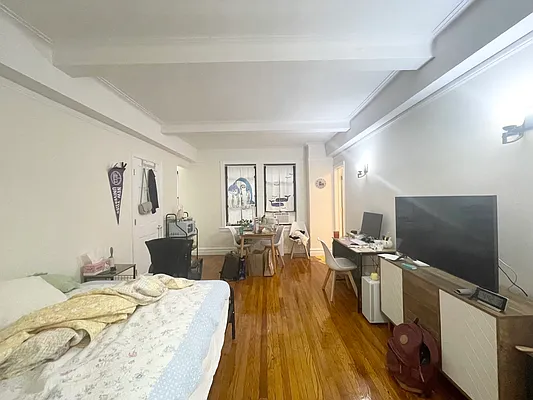 Rented by Meraki Realty LLC | media 2