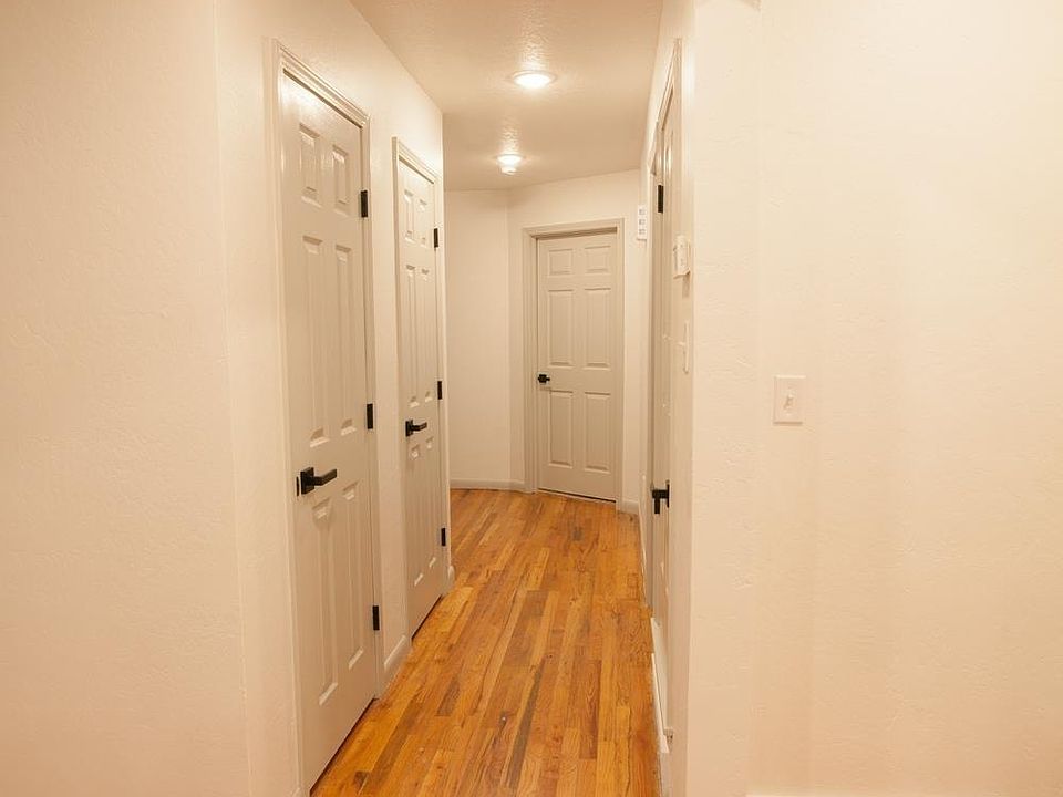 1st image of 1500 N Lea St