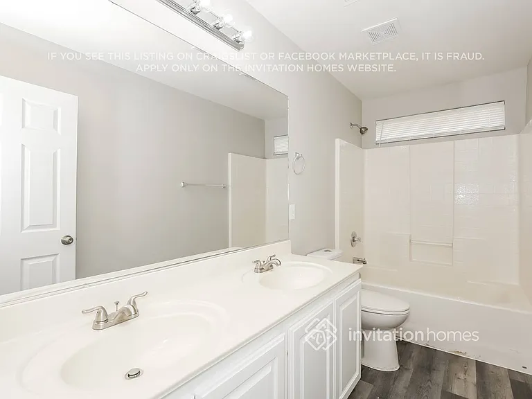 4794 Hampstead Heath Ct — Photo 12