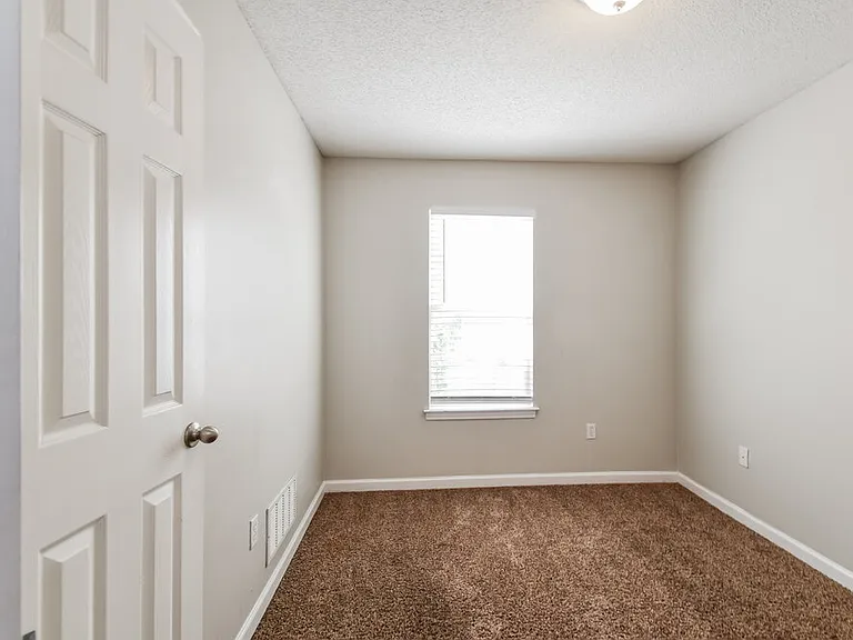 9793 Dogwood Ct E — Photo 13
