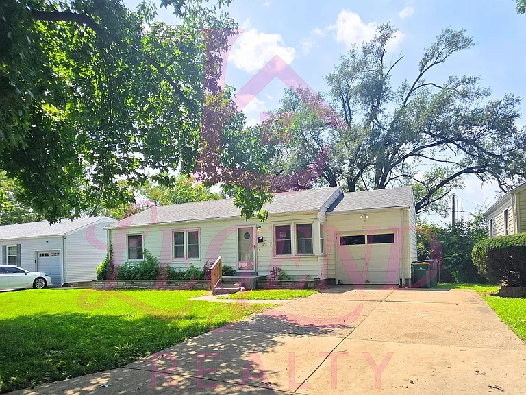 10413 Ewell Dr — Photo 2