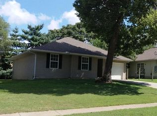 2061 E Cairo St, Springfield, MO 65802