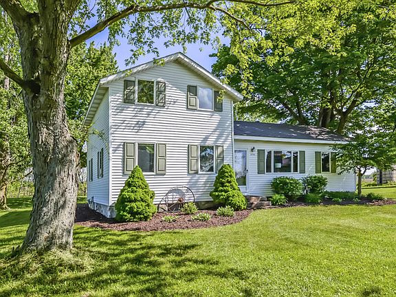 5th image of 5749 Leonard St
