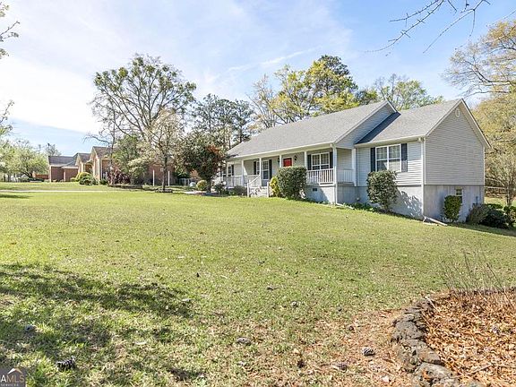 3rd image of 181 Timber Ridge Dr