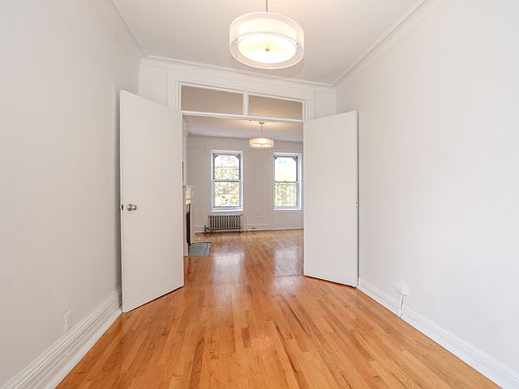 2nd image of 313 W 17th St APT 5E