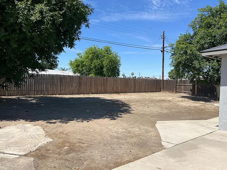 515 Cherokee Dr — Photo 17