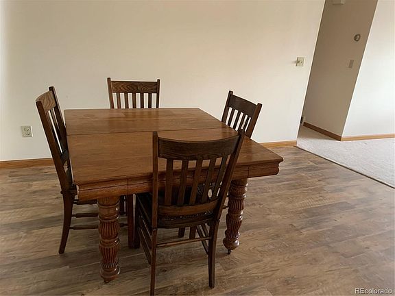 5th image of 1037 Cottonwood Dr