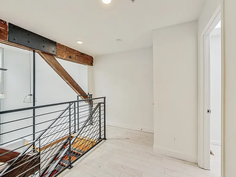 674 23rd St — Photo 15