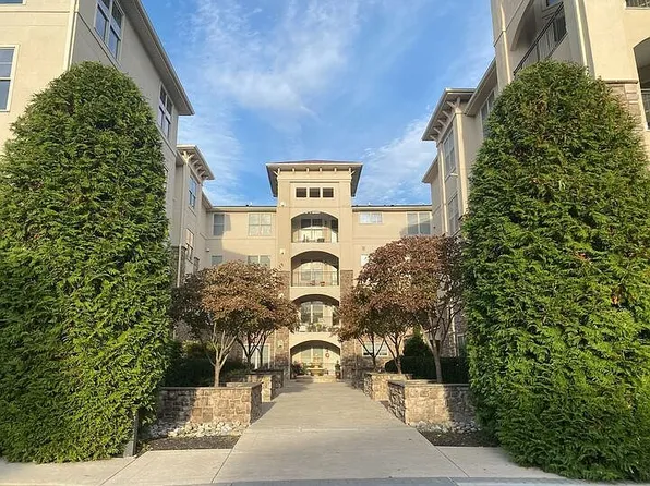 241 Cornerstone Dr #241, Newtown Square, PA 19073