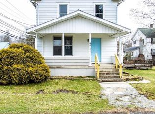 121 1st St, Tyrone, PA 16686