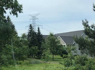 1300 Hunters Trace Dr NE, Lowell, MI 49331