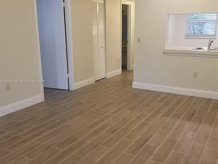 9410 Poinciana Pl #101 — Photo 3