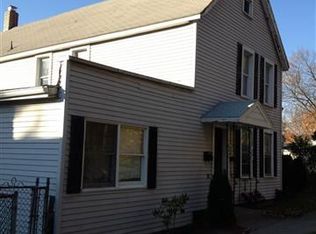 645 7th Ave, Troy, NY 12182
