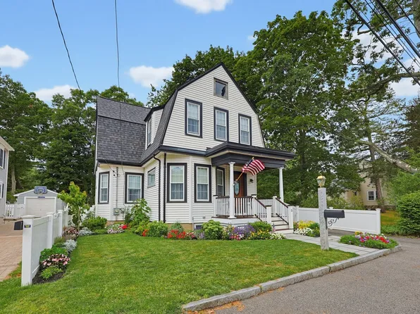 15 Mills St, Dedham, MA 02026