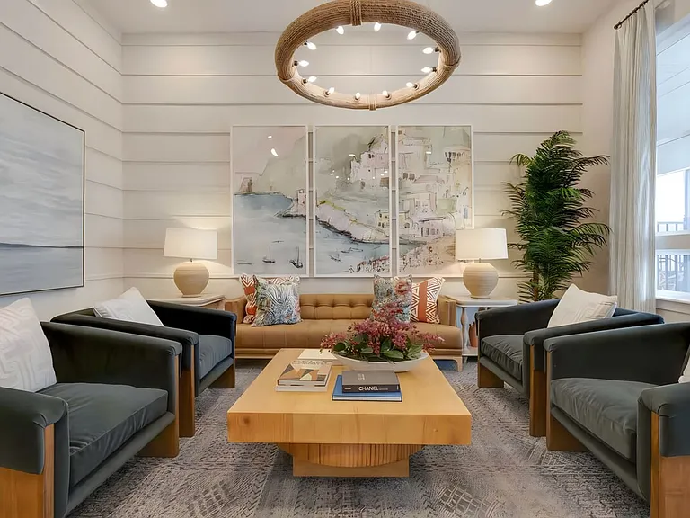 Building's Lounge