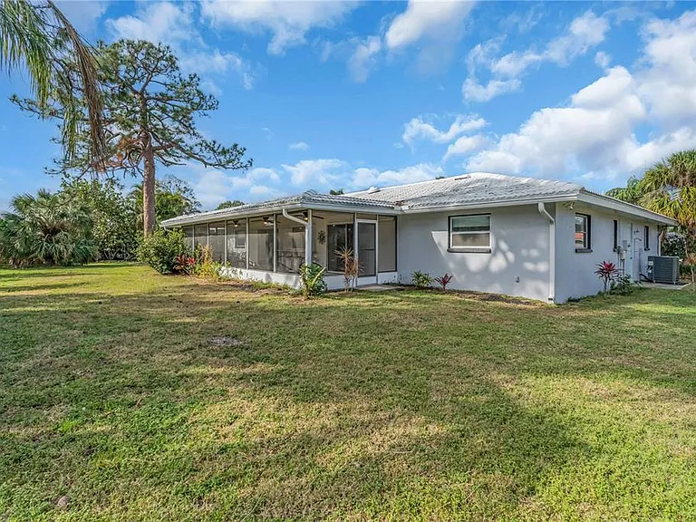 2544 Carlisle Pl — Photo 39