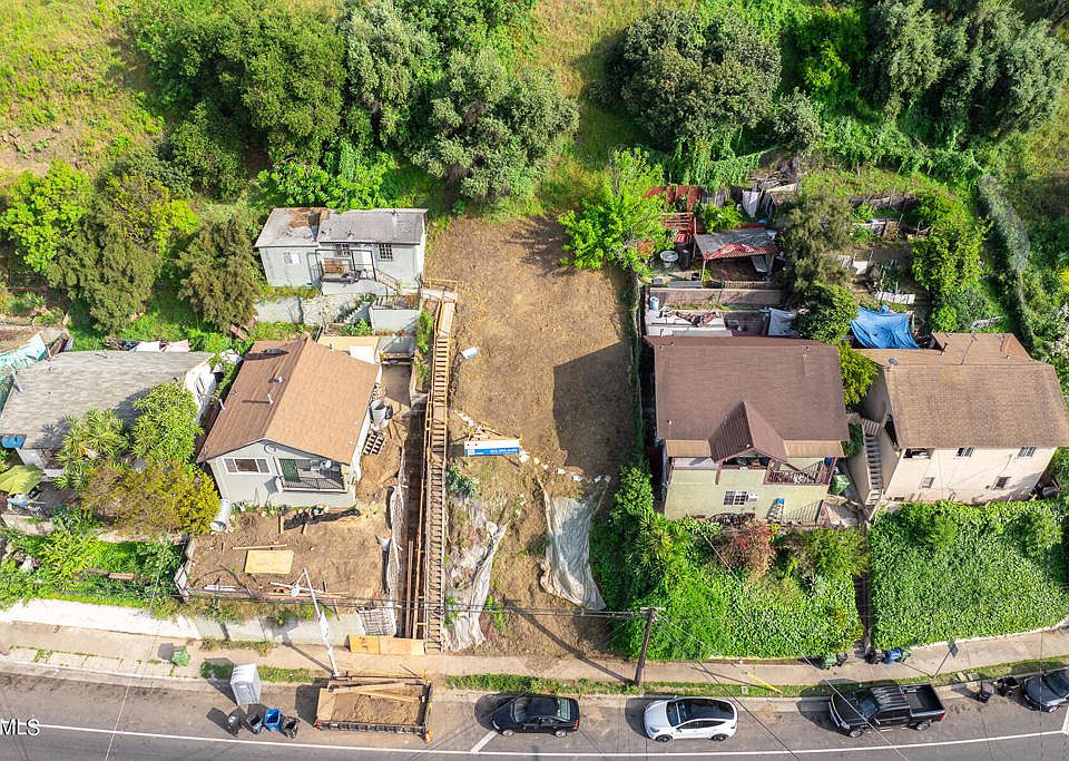 1st image of 3504 Griffin Ave