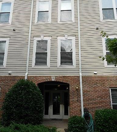 3rd image of 6507 Grange Ln Unit 404