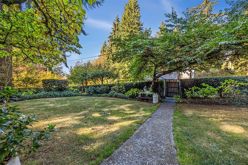 3rd image of 15004 24th Avenue SW