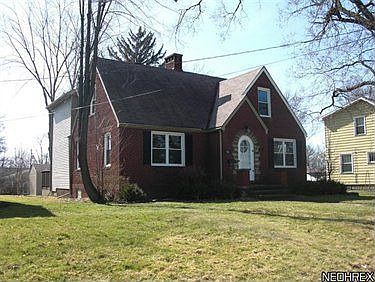 1st image of 981 Franklin Ave