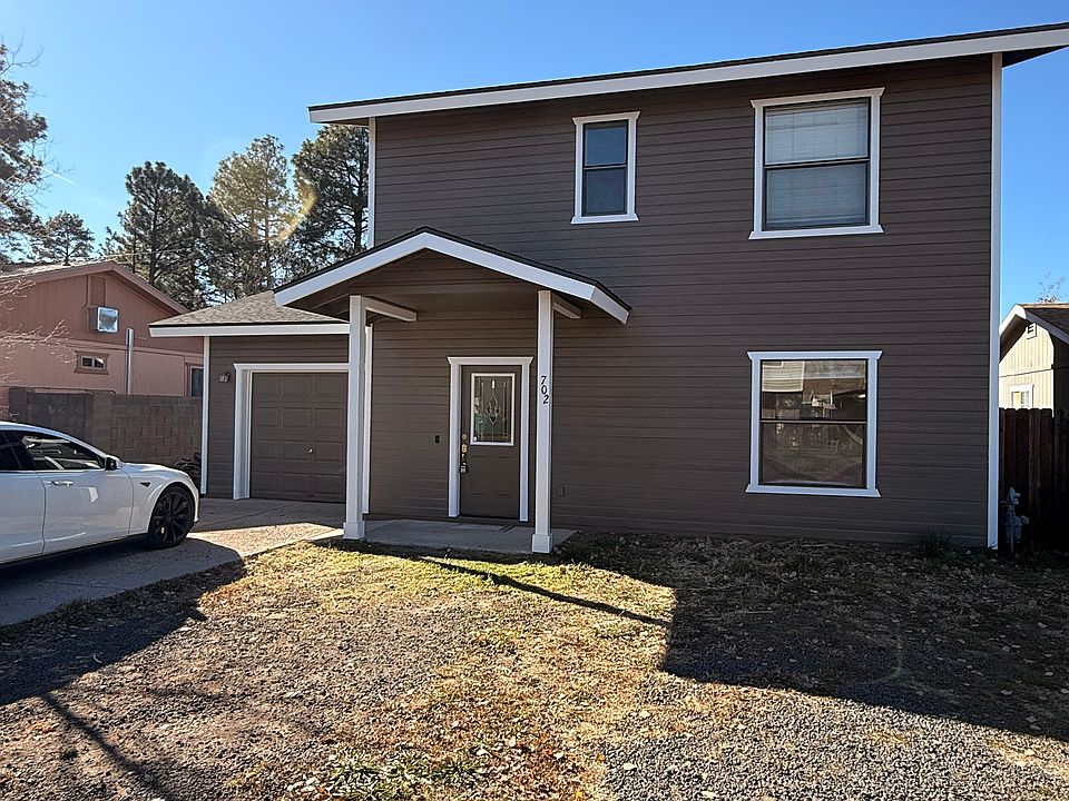 1st image of 720 N 6th Dr