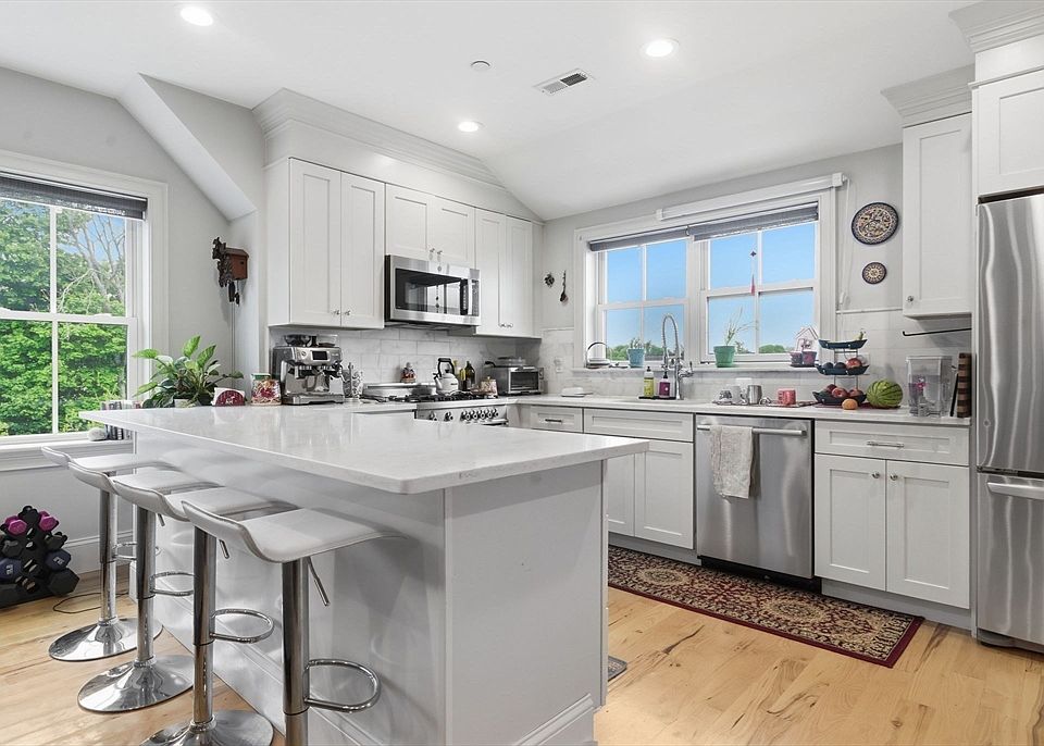 1st image of 44 Evergreen St #3C