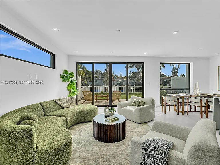 4640 SW 32nd Ave #D1 — Photo 6